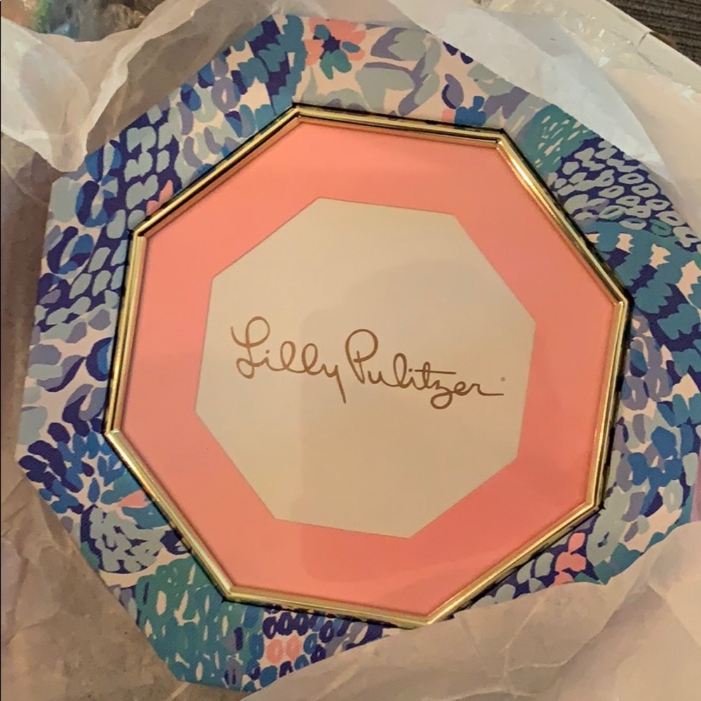 Lilly Pulitzer GWP Wave After Wave Frame NIP